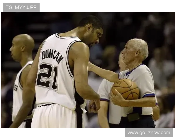 NBA裁判体系存在四种判罚评估标准 “正确的不判罚”理念受质疑