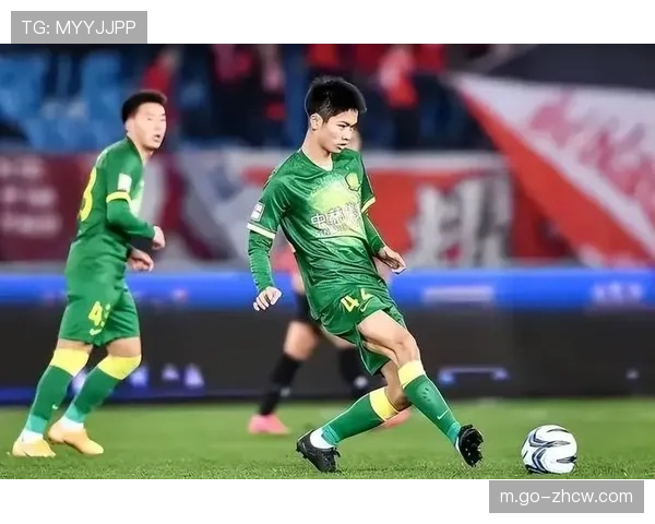 胡荷涛成防线唯一亮点 年轻国脚经受住亚冠洗礼